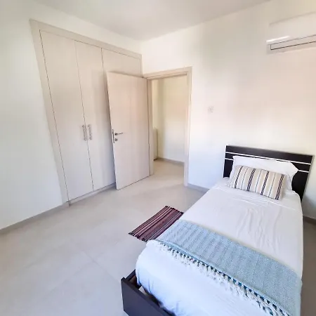 Seaside Elegance Retreat Apartament