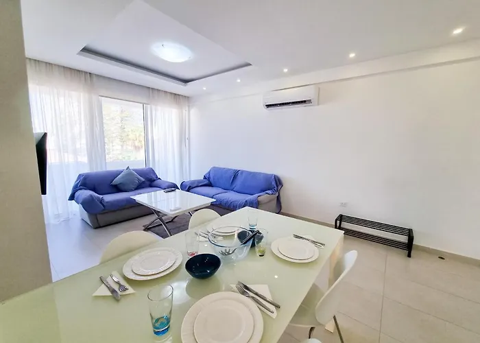 Seaside Elegance Retreat Larnaka