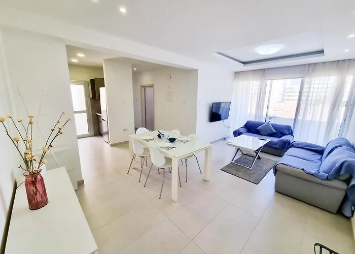 Seaside Elegance Retreat