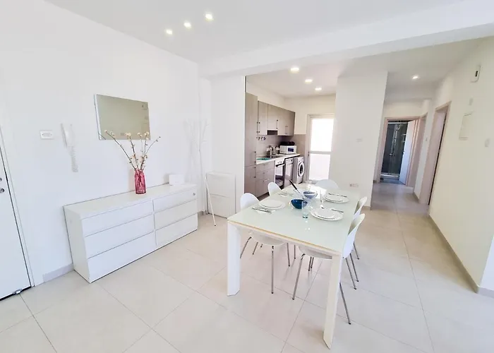 Appartement Seaside Elegance Retreat